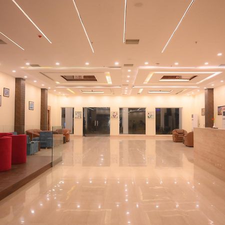 Seven Hills Hotel Puri Exterior foto